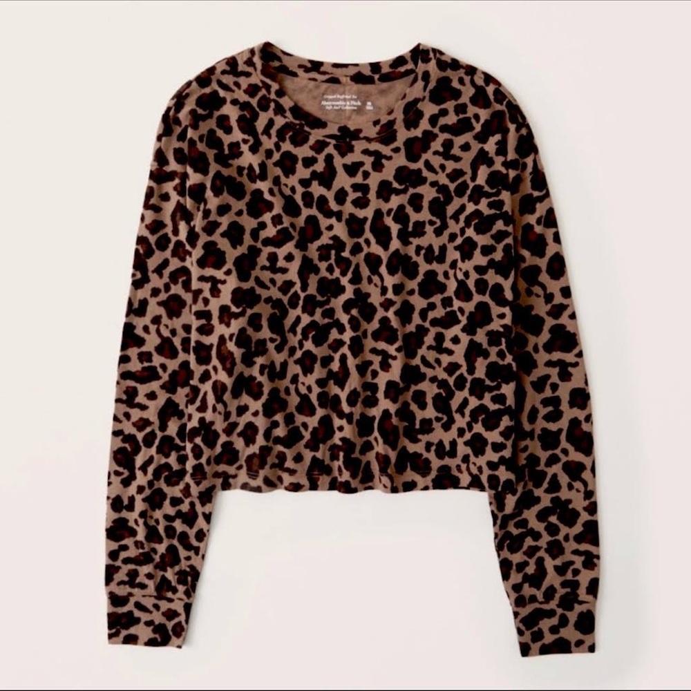 Abercrombie and Fitch leopard cropped tee size small
